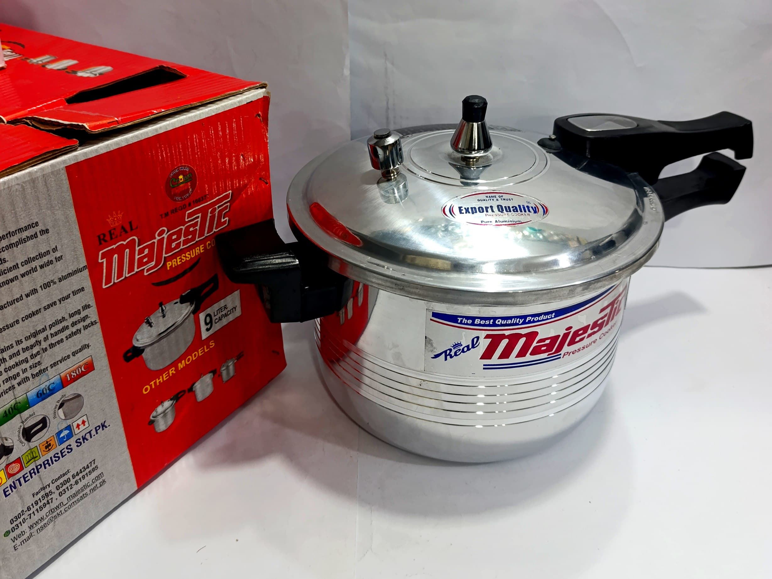 Pressure Cooker 9-Quart img