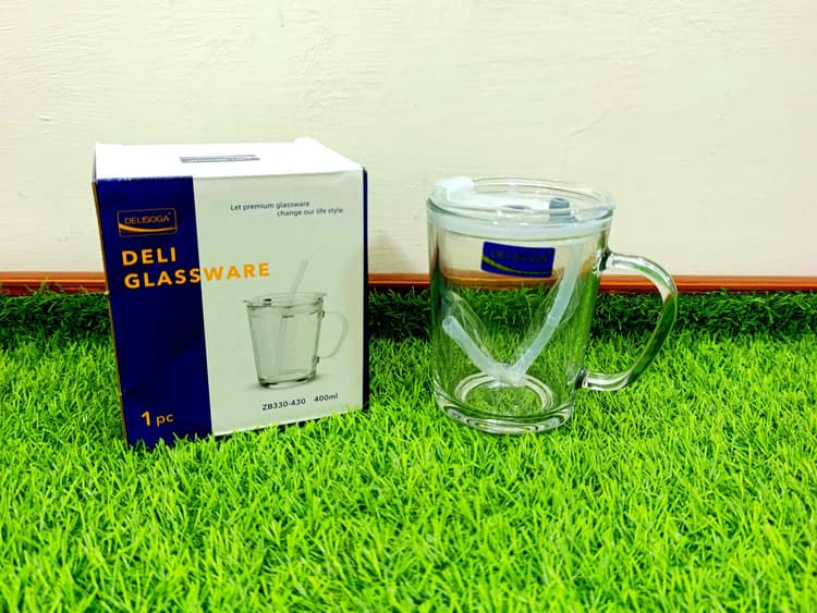Glass Mug with lid and straw img