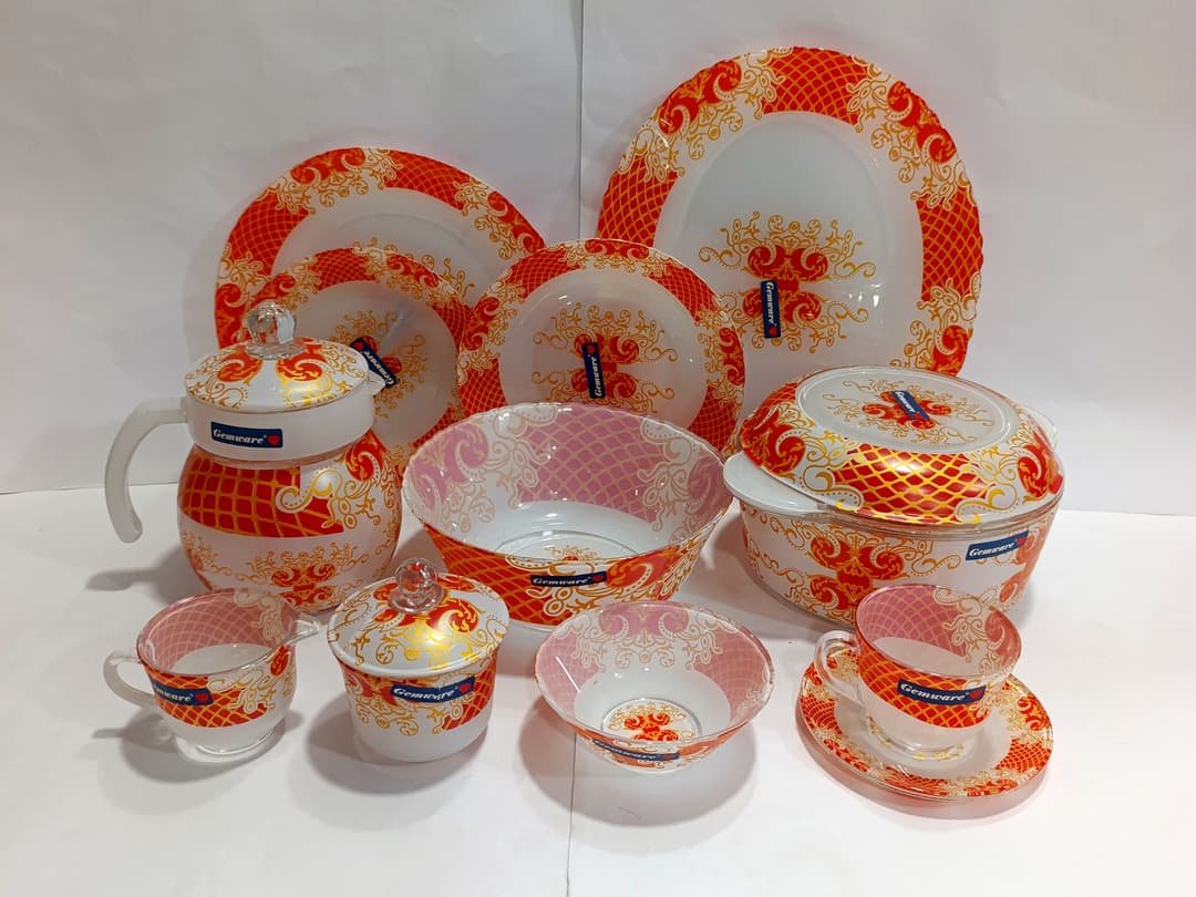 Dinner Set Printed Glass 62-Pcs Red img 1
