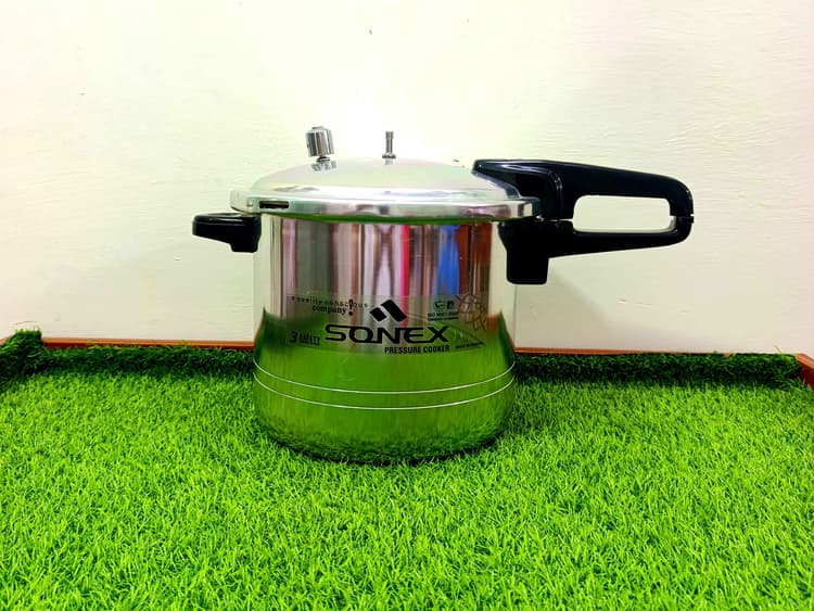 Pressure Cooker (Sonex) 9 litres img