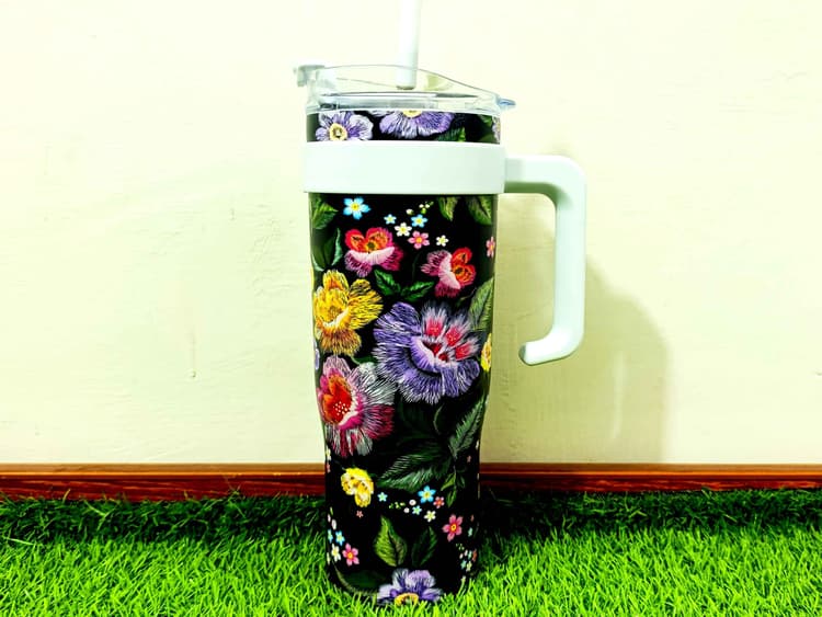 Insulated Tumbler (steel straw 1) img