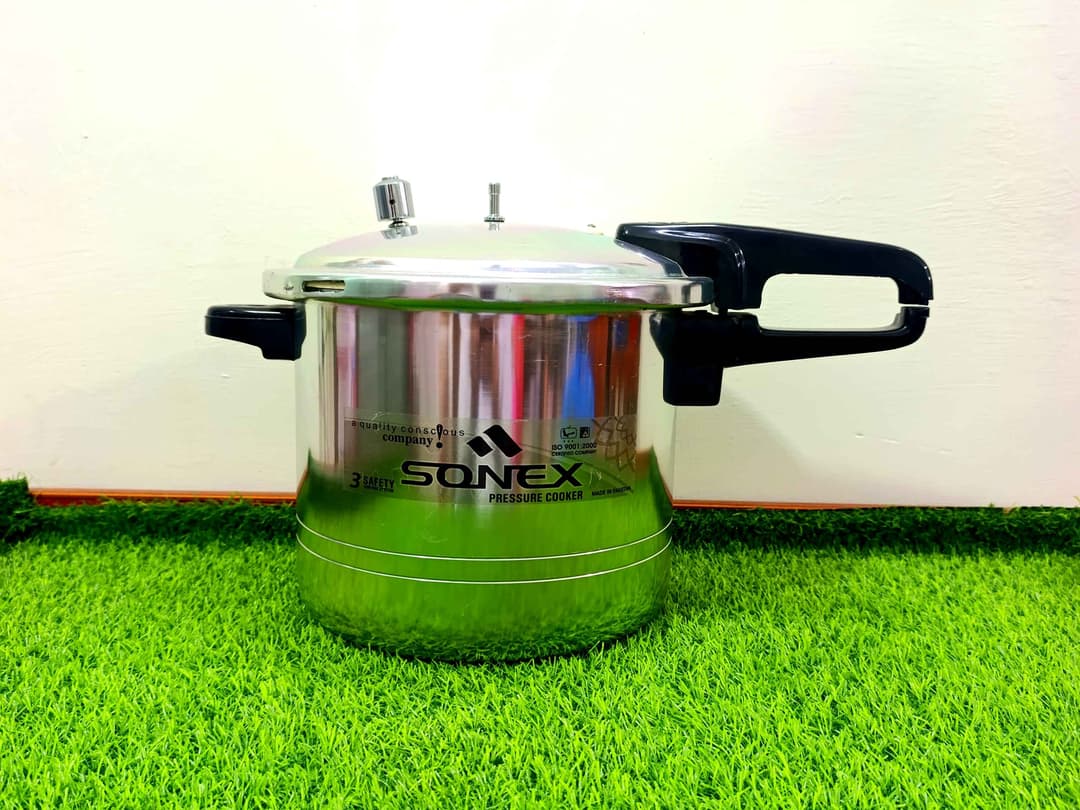 Pressure Cooker (Sonex) 11 litres img 2