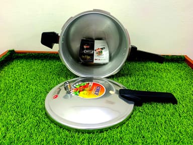 Pressure Cooker (chef majestic) 11 litres mini img 2