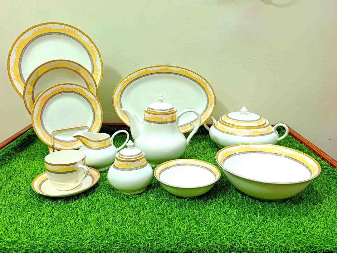 Dinner Set Bon China  61-pcs (imported) img 1